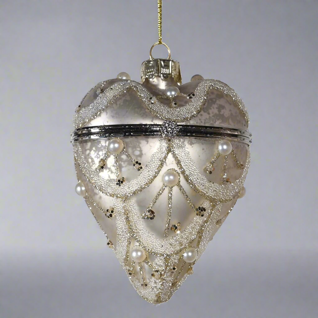 Openable Silver Beaded Glass Heart Box